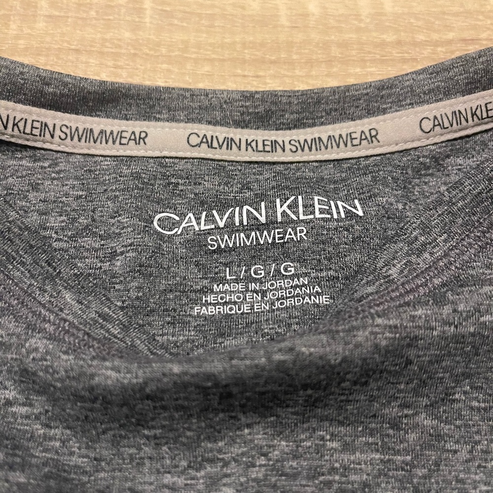 Calvin Klein performance Shirt - Picture 4 of 4